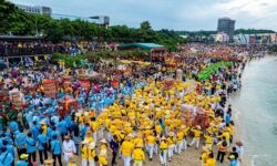 2024琉球迎王平安祭典登場　「魏」府大千歲駕臨，全場歡呼迎接 圖1